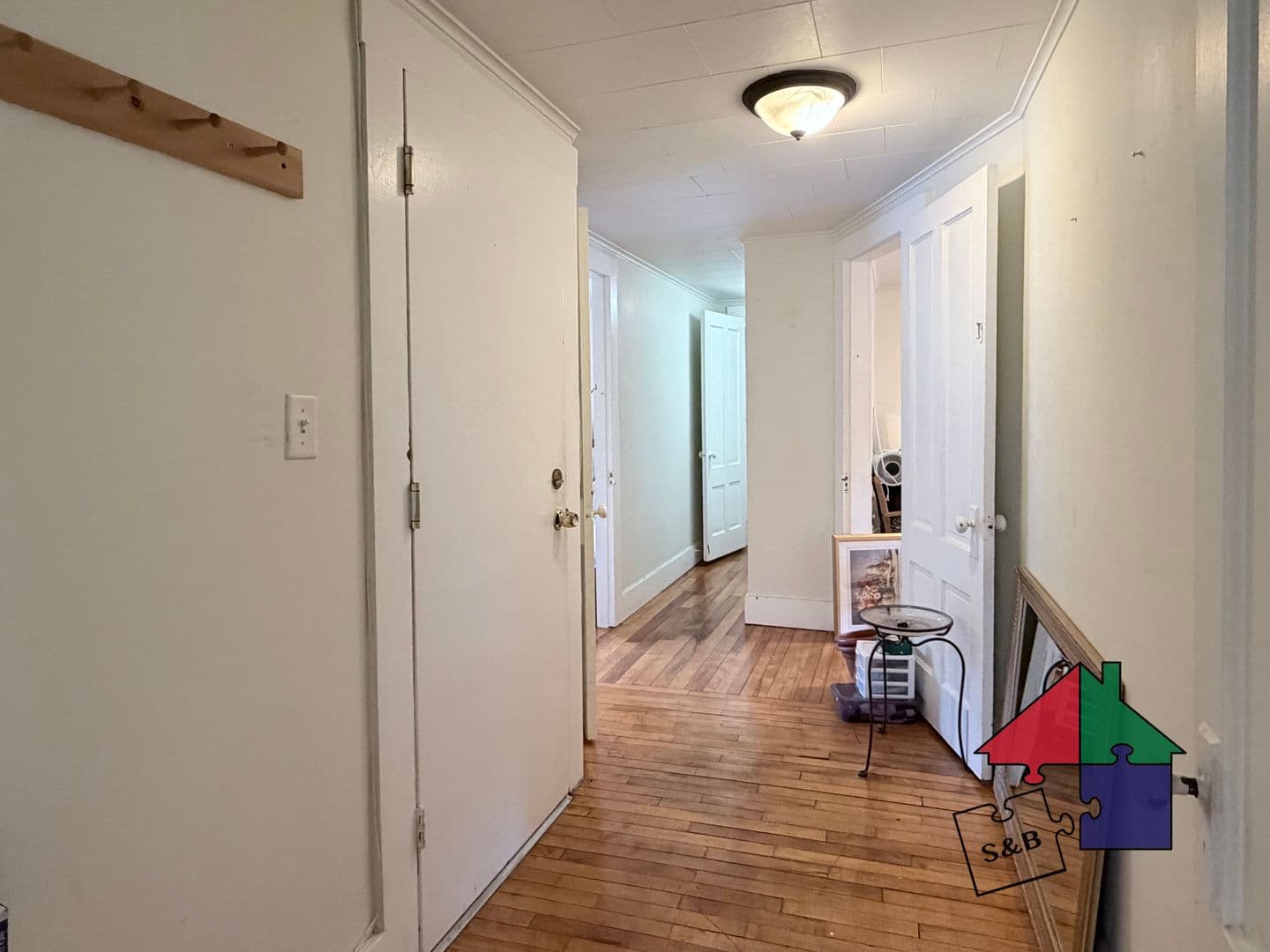 Montpelier Apartment: 7 Winter St.