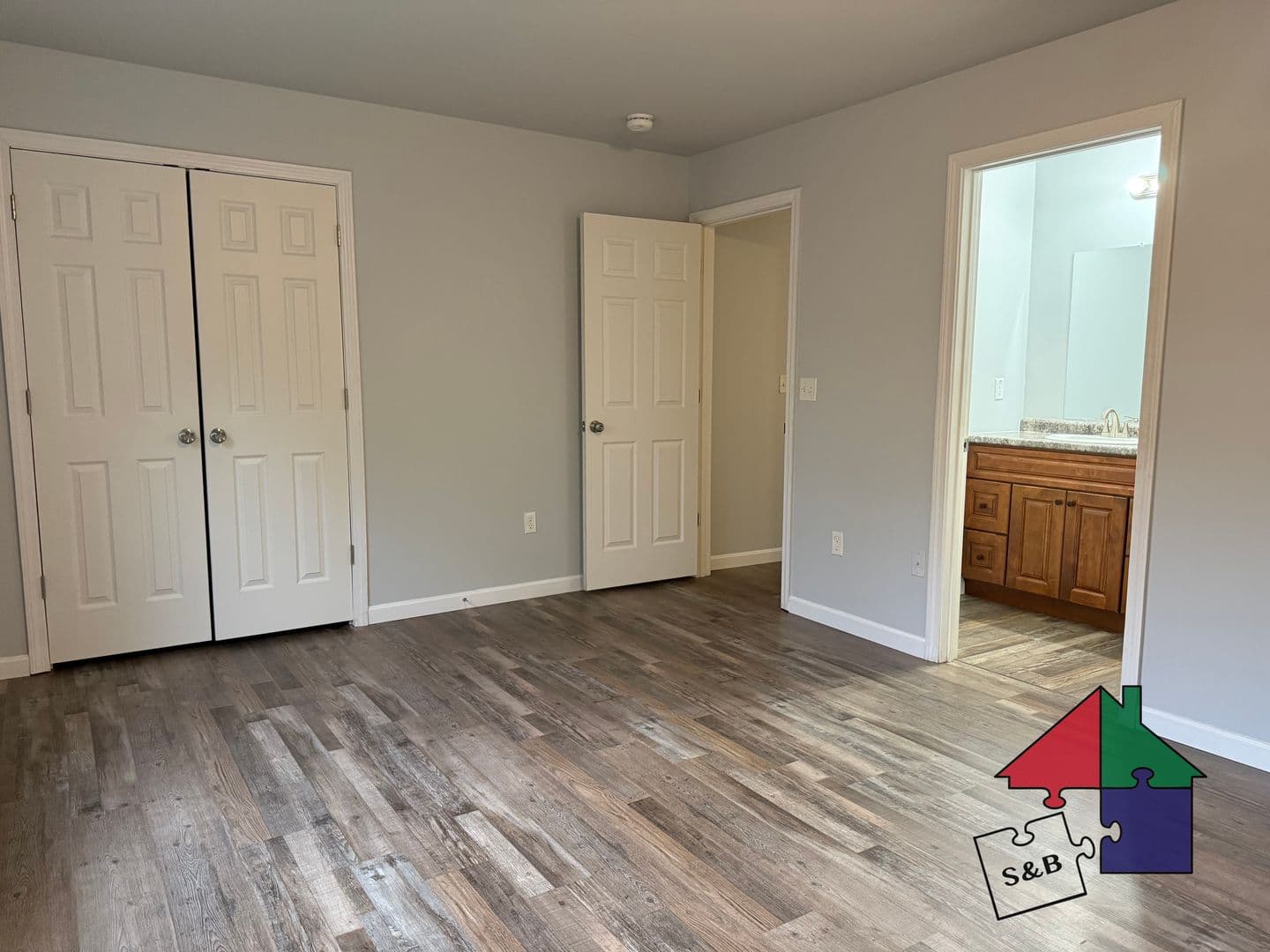 Milton Apartment: 444-452 US Rt 7 South
