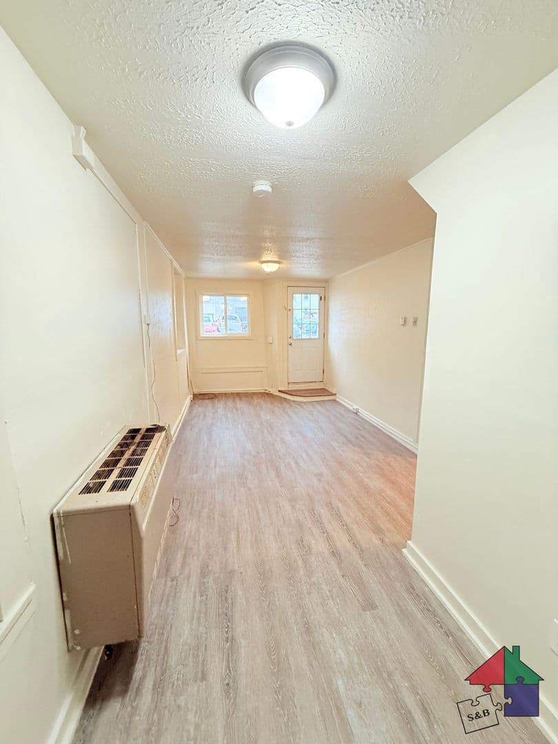 Winooski Apartment: 94 Malletts Bay Avenue