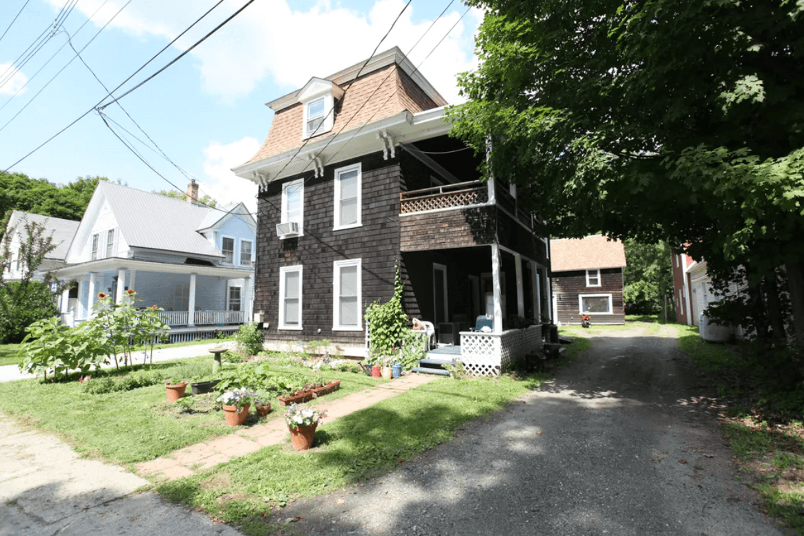 Montpelier Apartment: 7 Winter St.