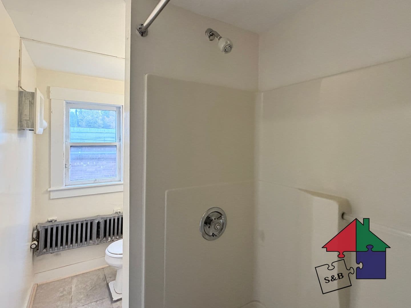 Northfield Apartment: 28 North Main St