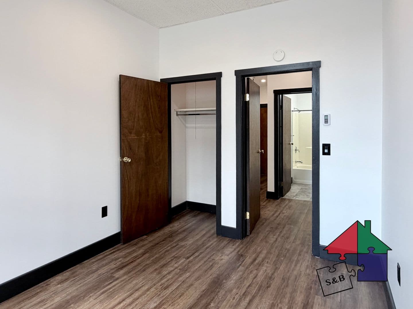 Barre Apartment: 162 North Main Street