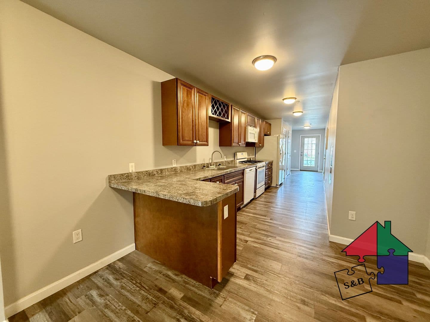 Milton Apartment: 444-452 US Rt 7 South