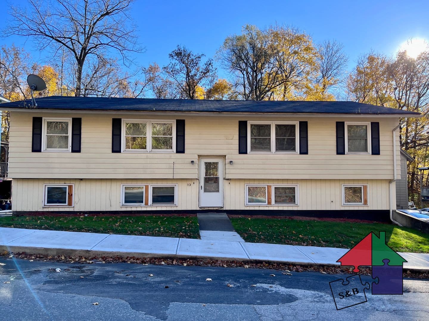 Barre Apartment: 13-17 Warren St