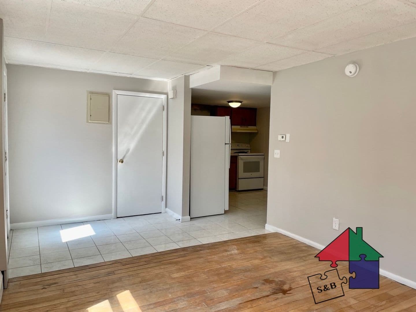 Barre Apartment: 13-17 Warren St