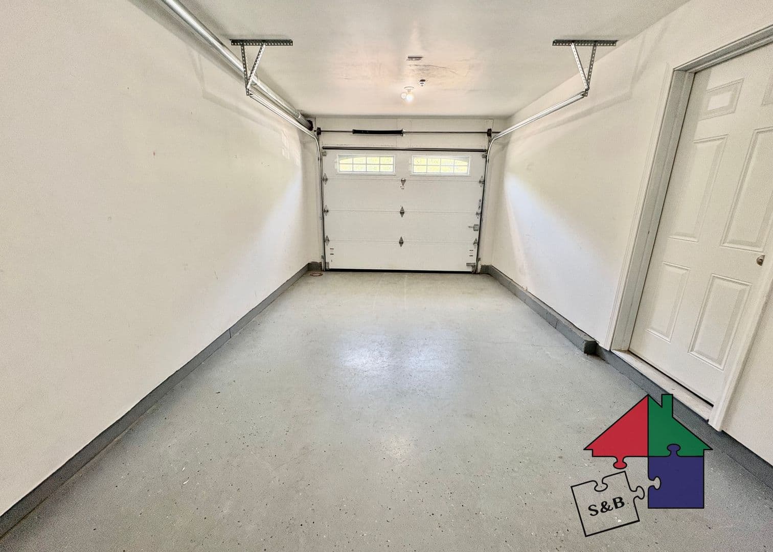 Milton Apartment: 368 US RT 7
