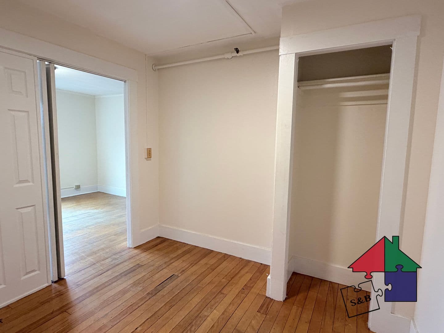 Northfield Apartment: 28 North Main St