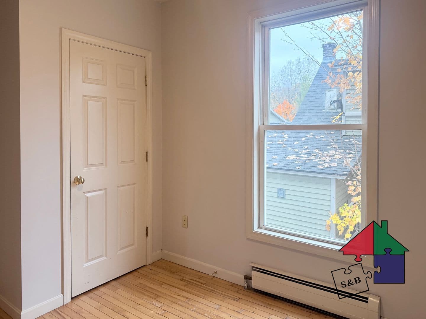 East Barre Apartment: 159 Mill St