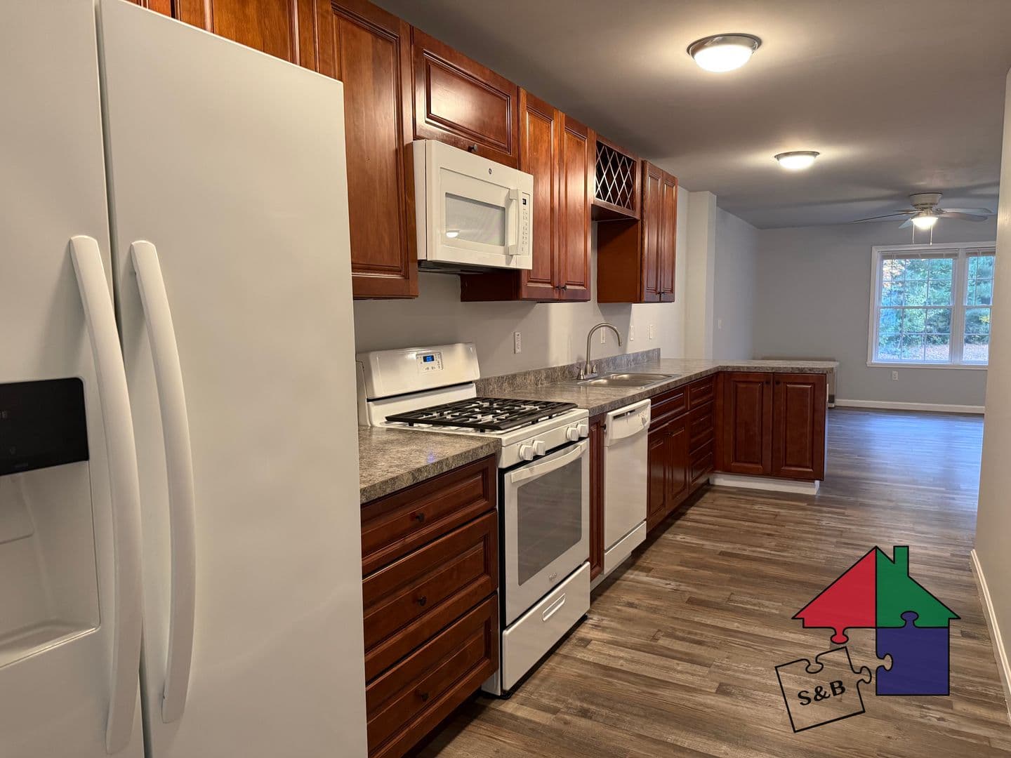 Milton Apartment: 444-452 US Rt 7 South