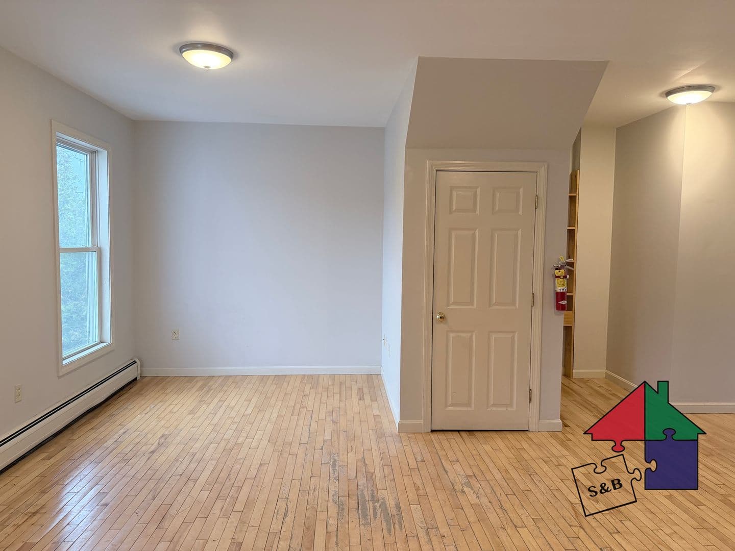 East Barre Apartment: 159 Mill St