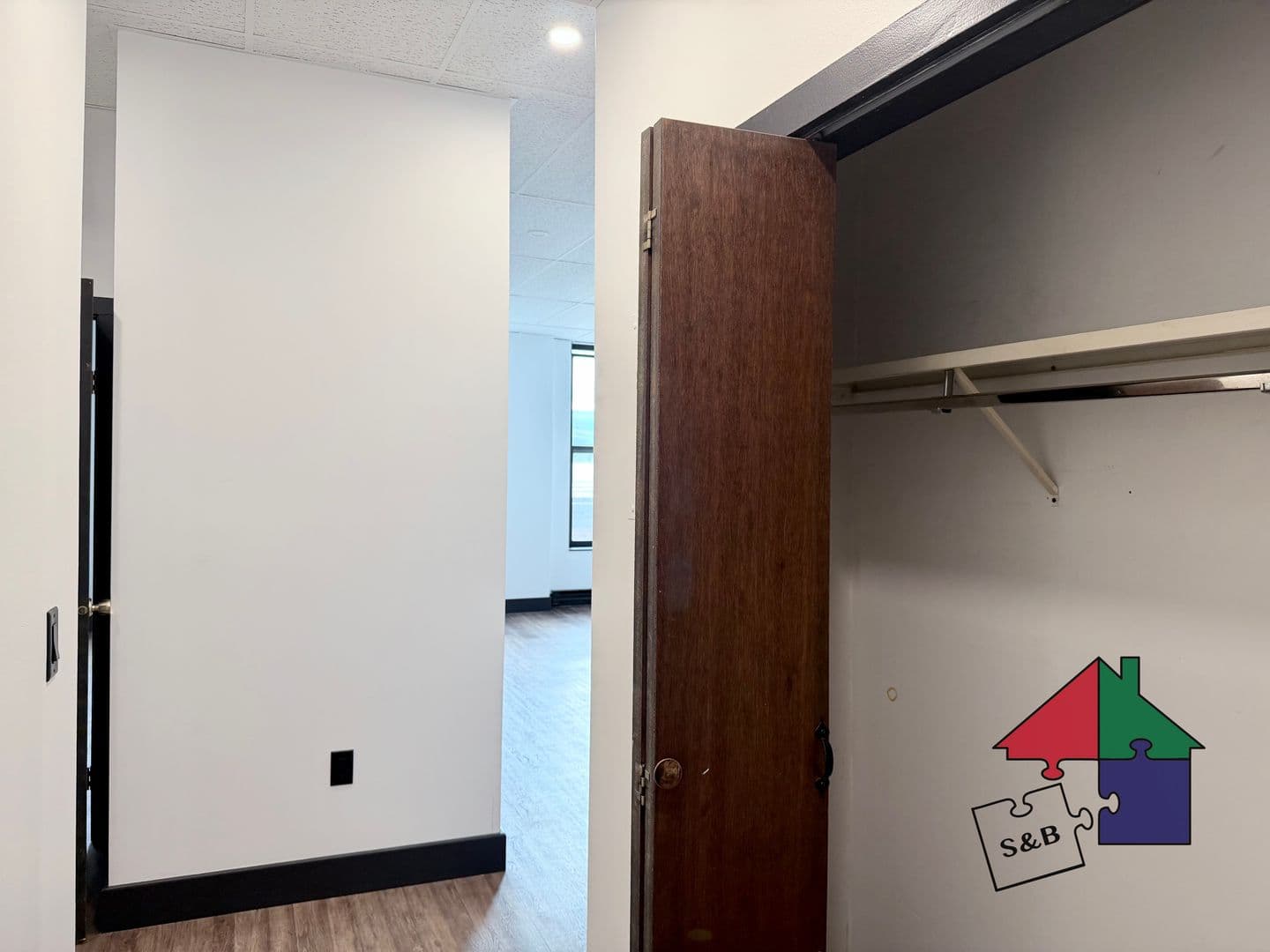 Barre Apartment: 162 North Main Street