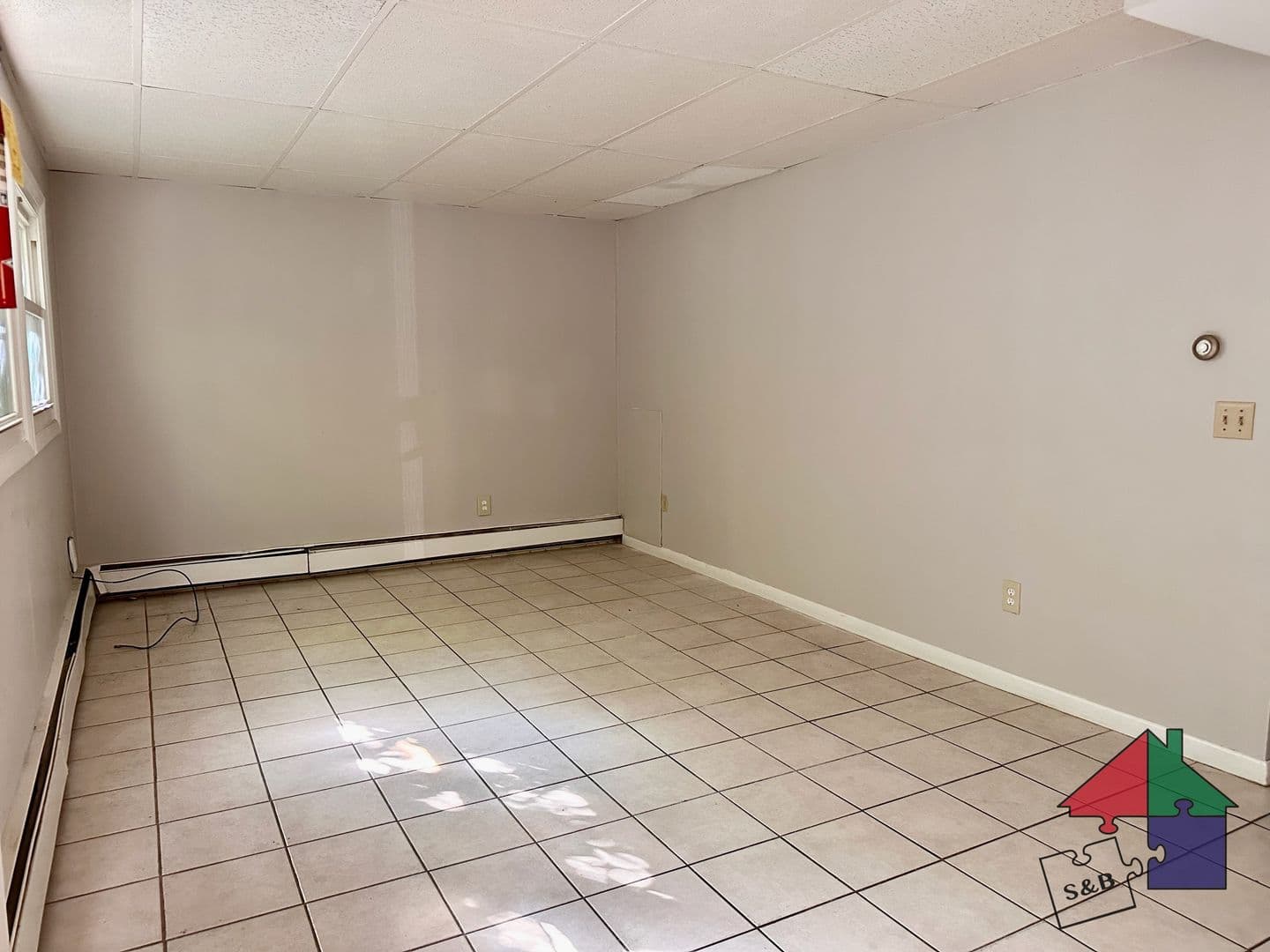 Barre Apartment: 13-17 Warren St