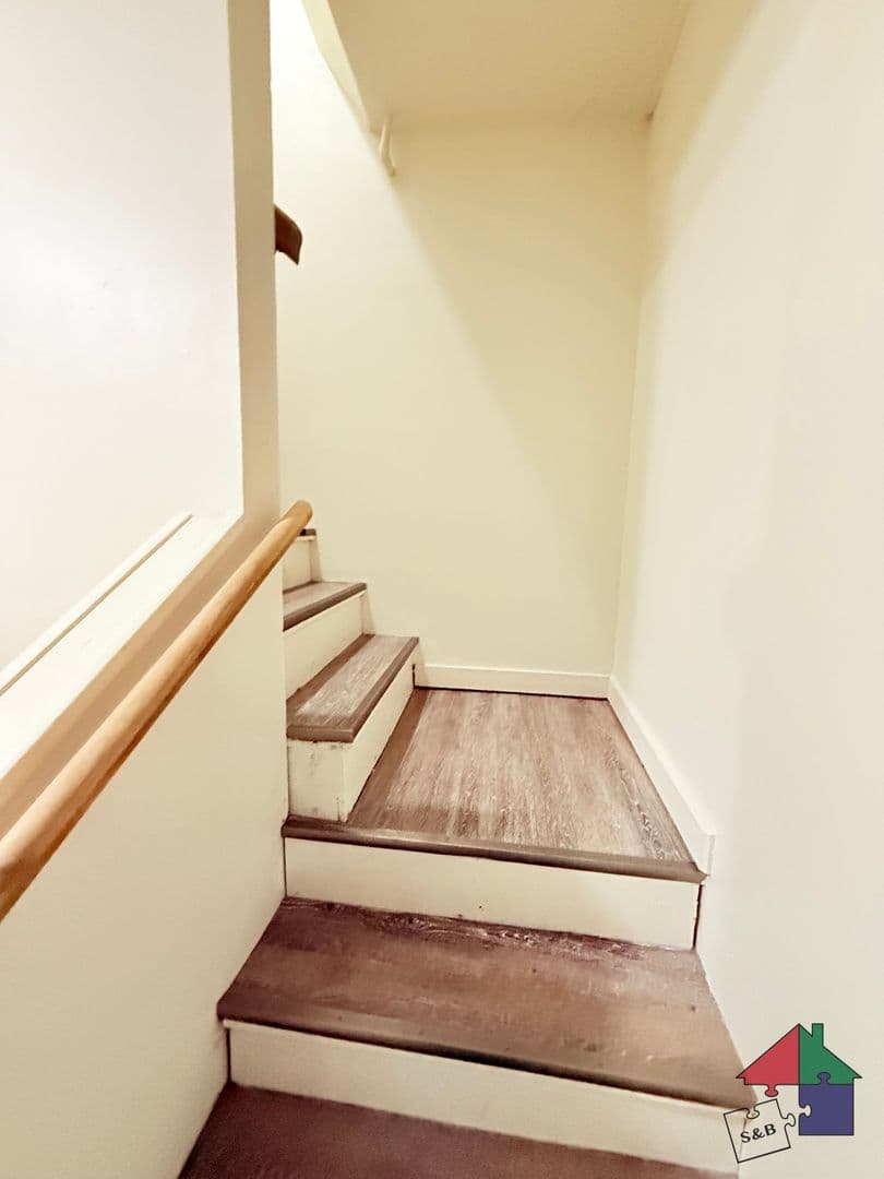 Winooski Apartment: 94 Malletts Bay Avenue