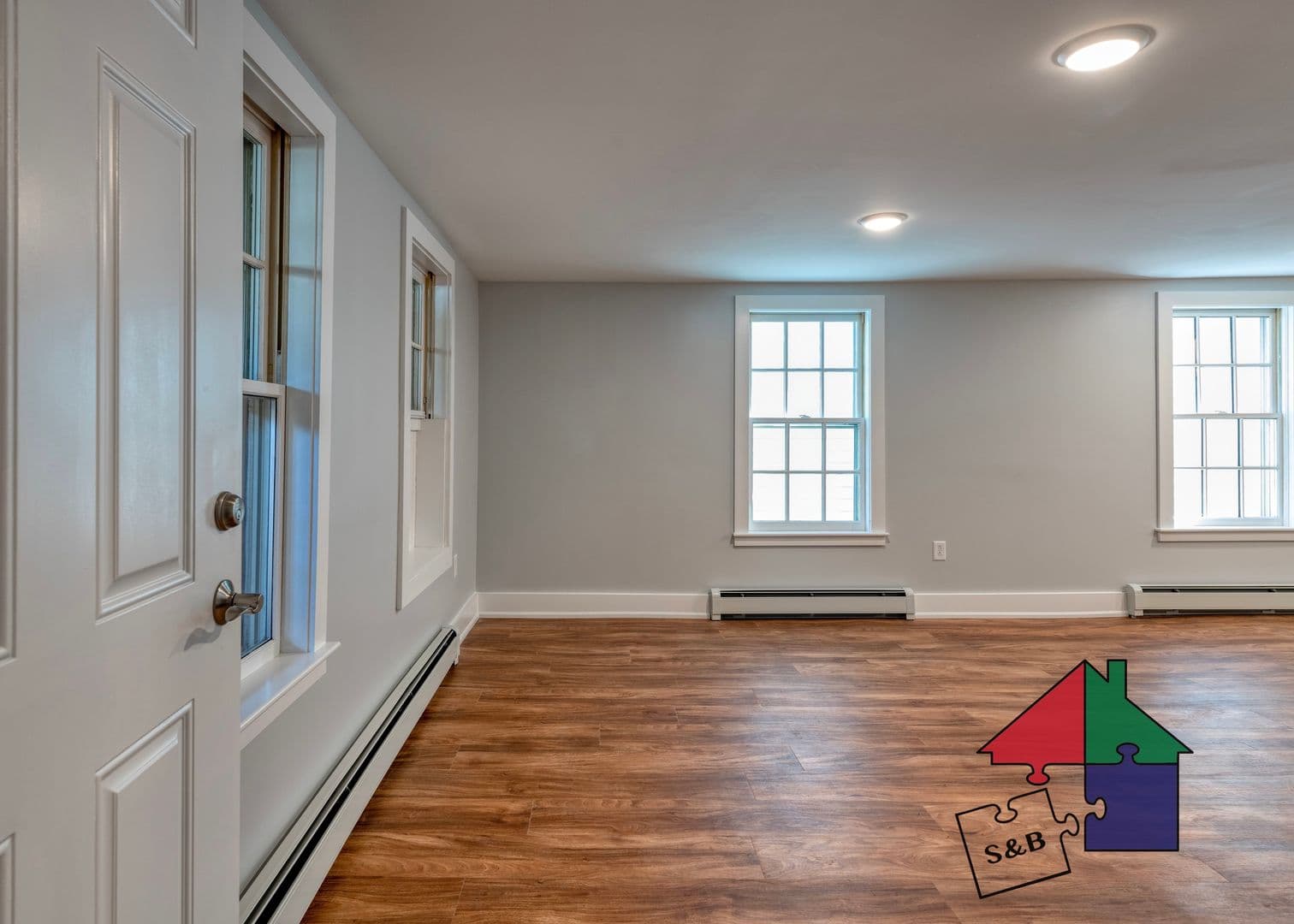 Burlington Apartment: 166 N. Winooski Ave