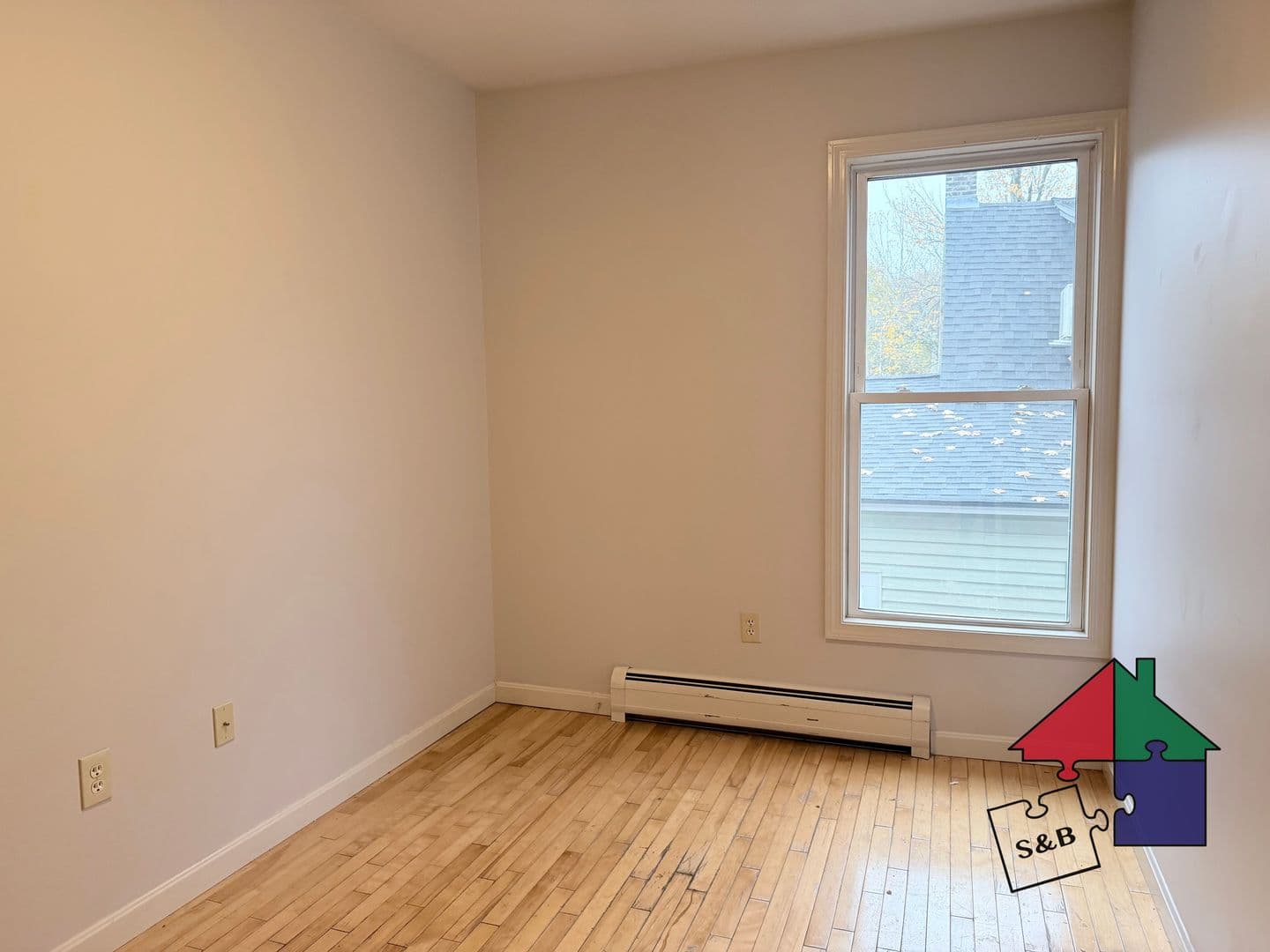 East Barre Apartment: 159 Mill St