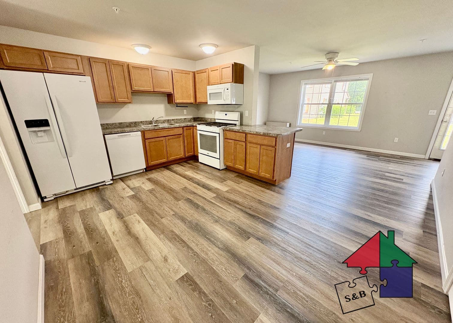 Milton Apartment: 368 US RT 7