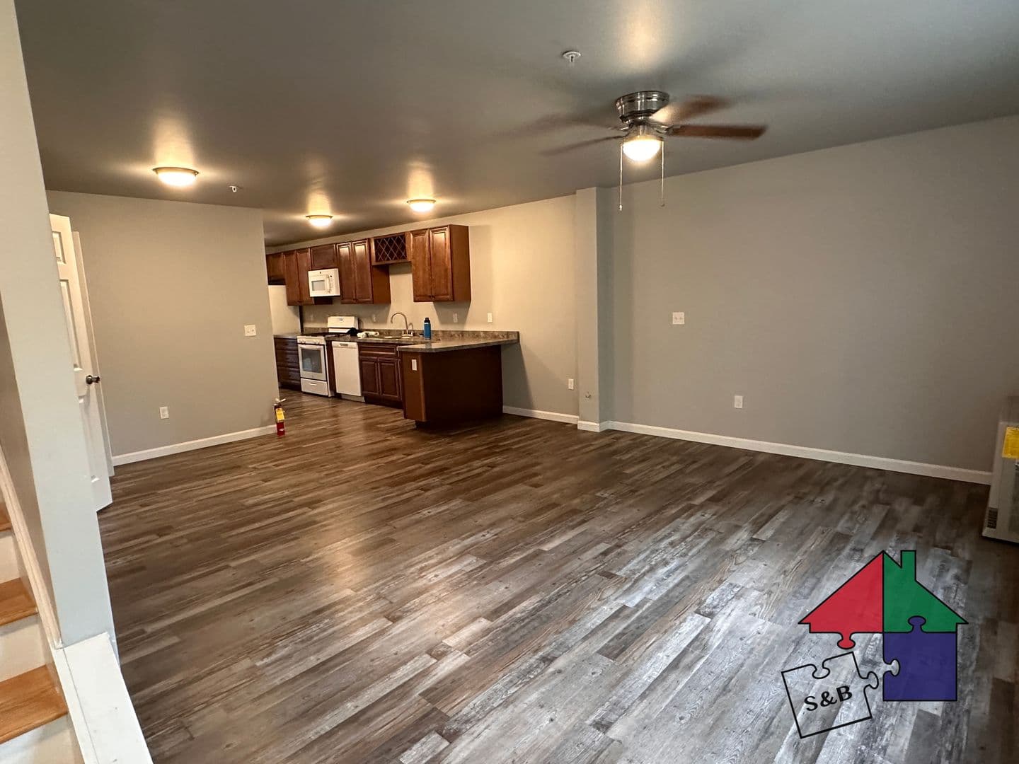 Milton Apartment: 444-452 US Rt 7 South