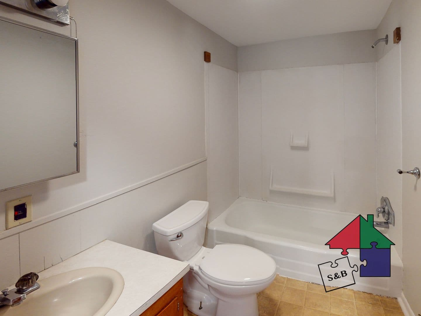 Barre Apartment: 8 Elmore St