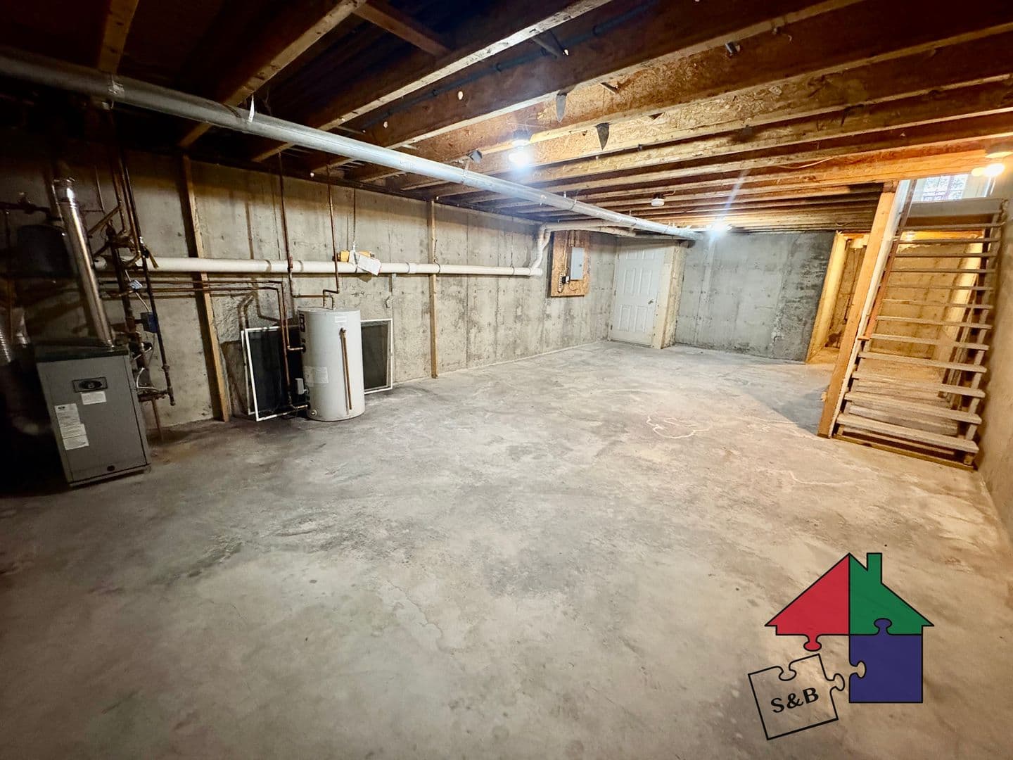 Milton Apartment: 12-32 Boysenberry Dr.