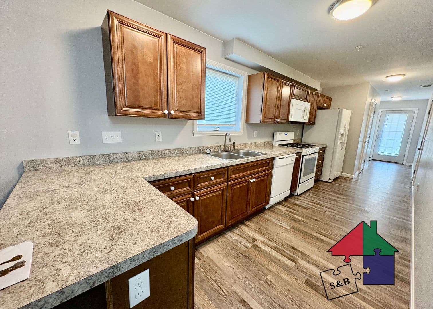 Milton Apartment: 444-452 US Rt 7 South