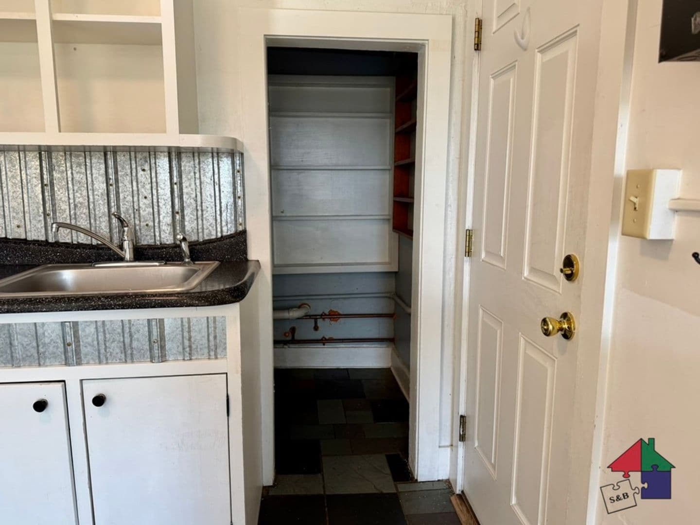 Burlington Apartment: 52-62 Cedar Street