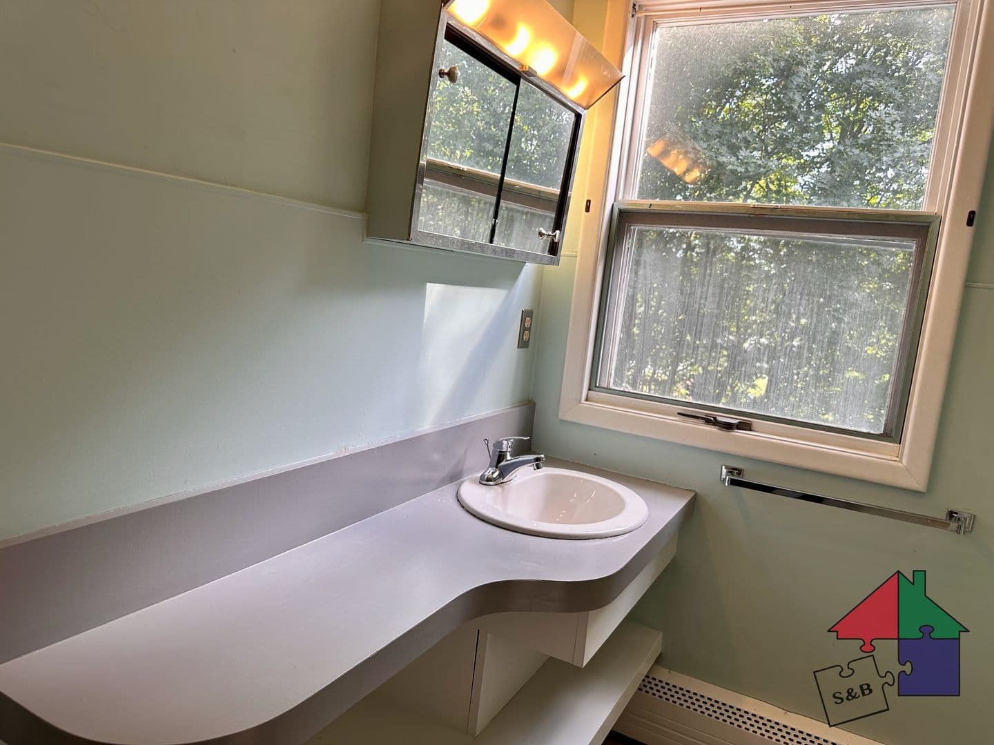 Barre Apartment: 47 Orange St.