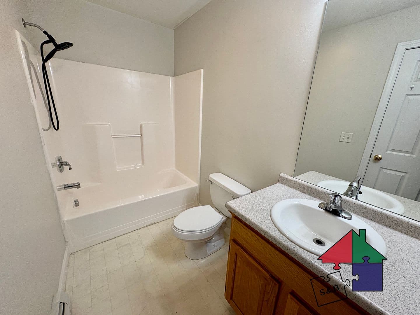 Milton Apartment: 12-32 Boysenberry Dr.