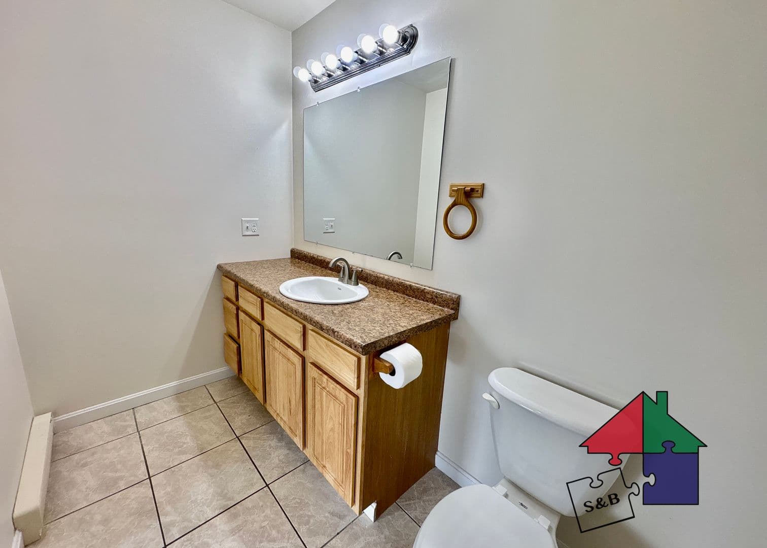 Milton Apartment: 368 US RT 7