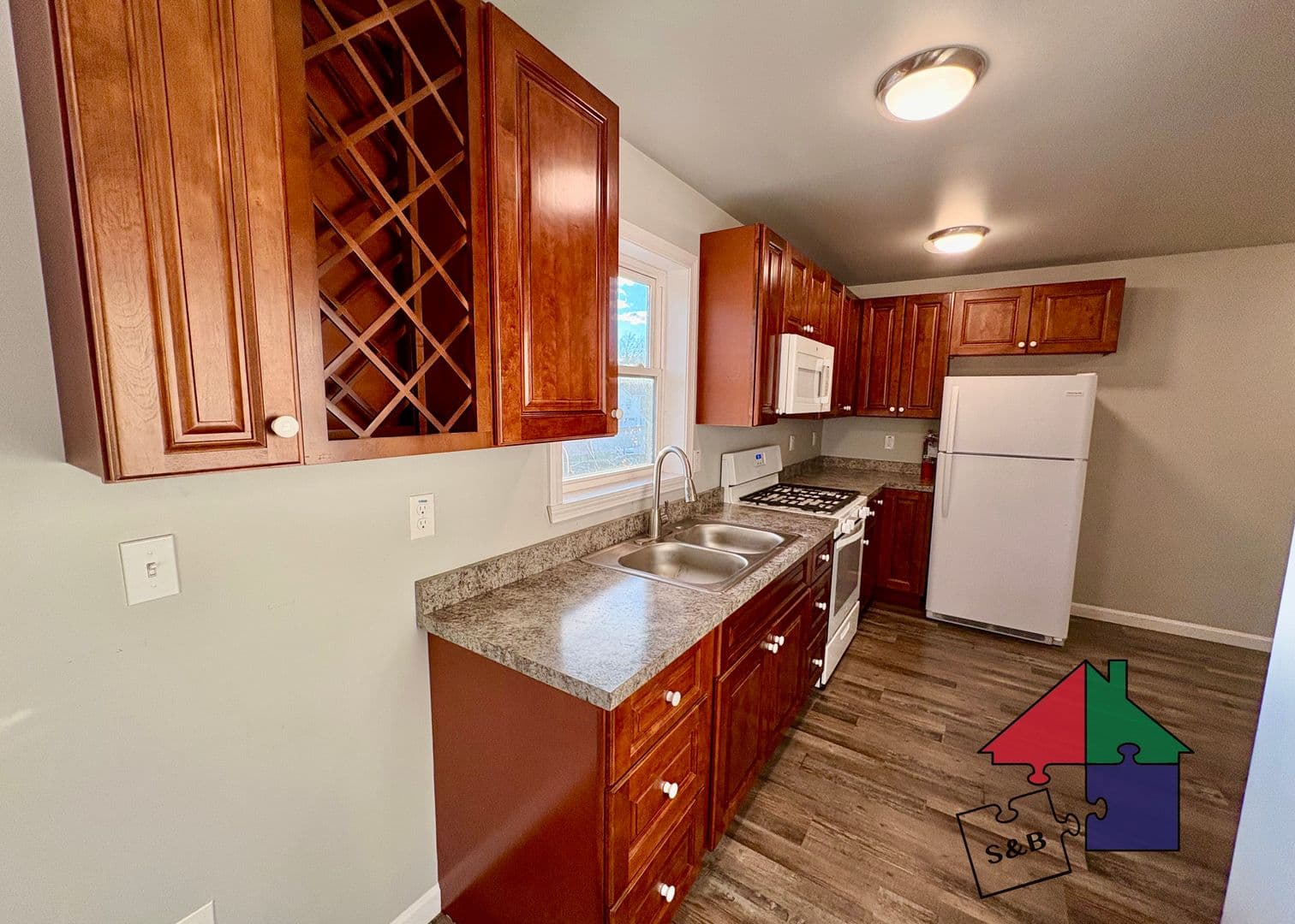 Milton Apartment: 444-452 US Rt 7 South