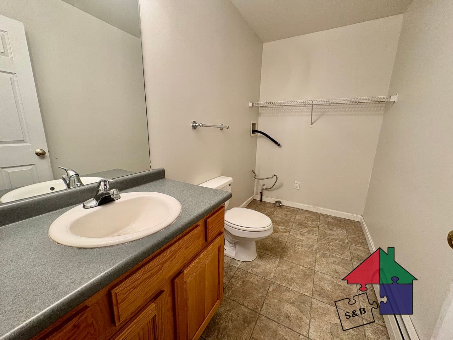 Milton Apartment: 12-32 Boysenberry Dr.