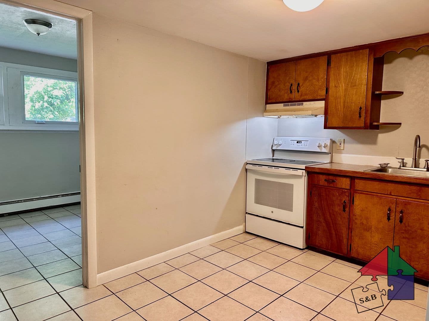 Barre Apartment: 13-17 Warren St