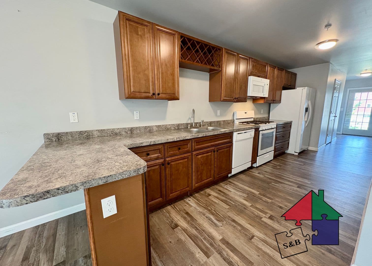 Milton Apartment: 444-452 US Rt 7 South