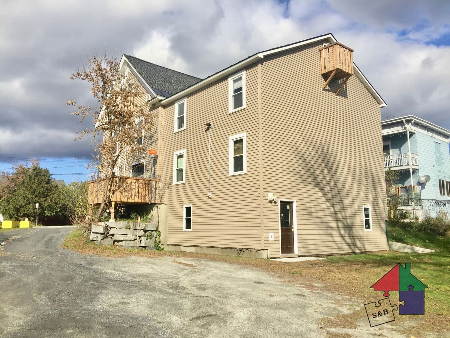 Barre Apartment: 8 Elmore St