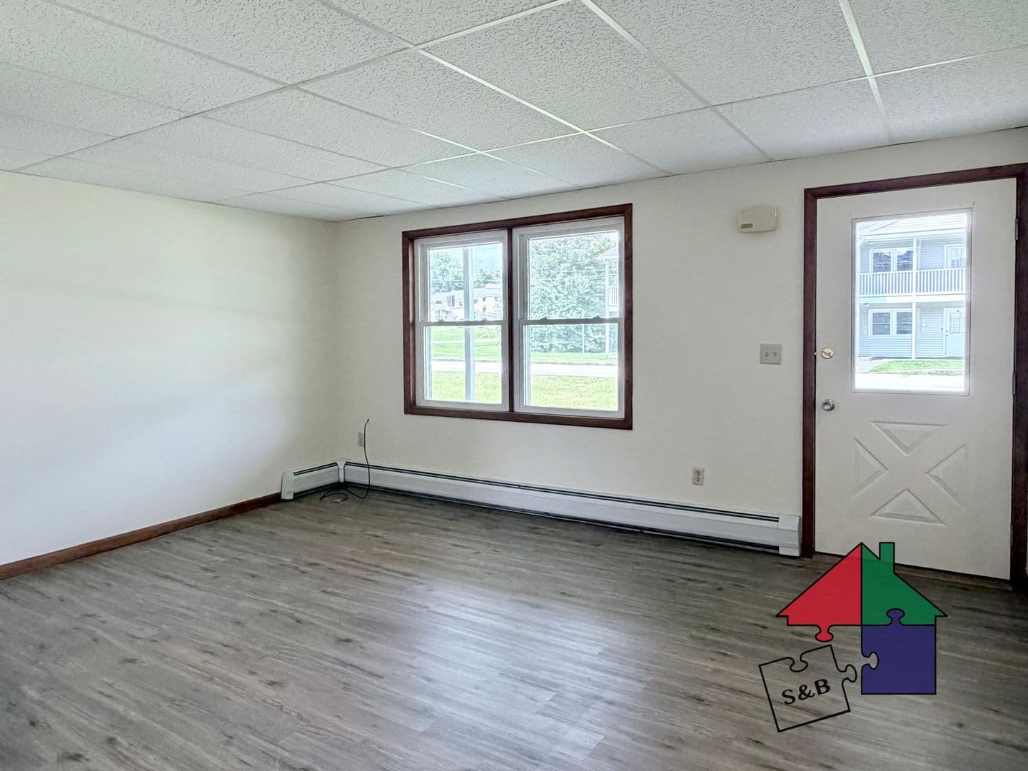 Barre Apartment: 111-113 Allen St