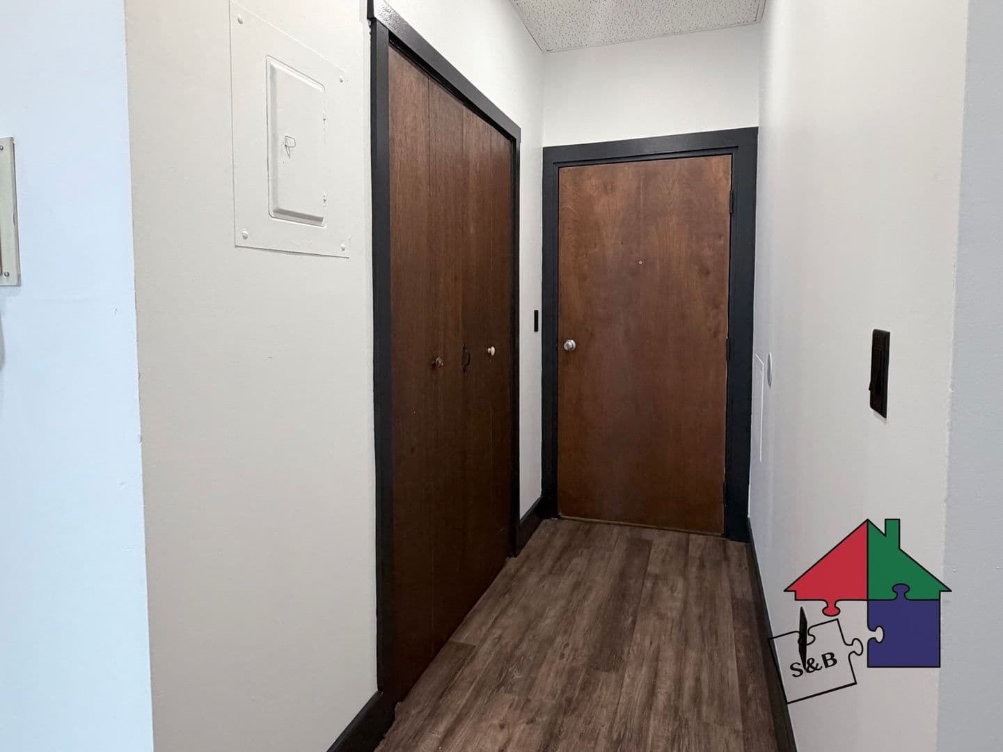 Barre Apartment: 162 North Main Street