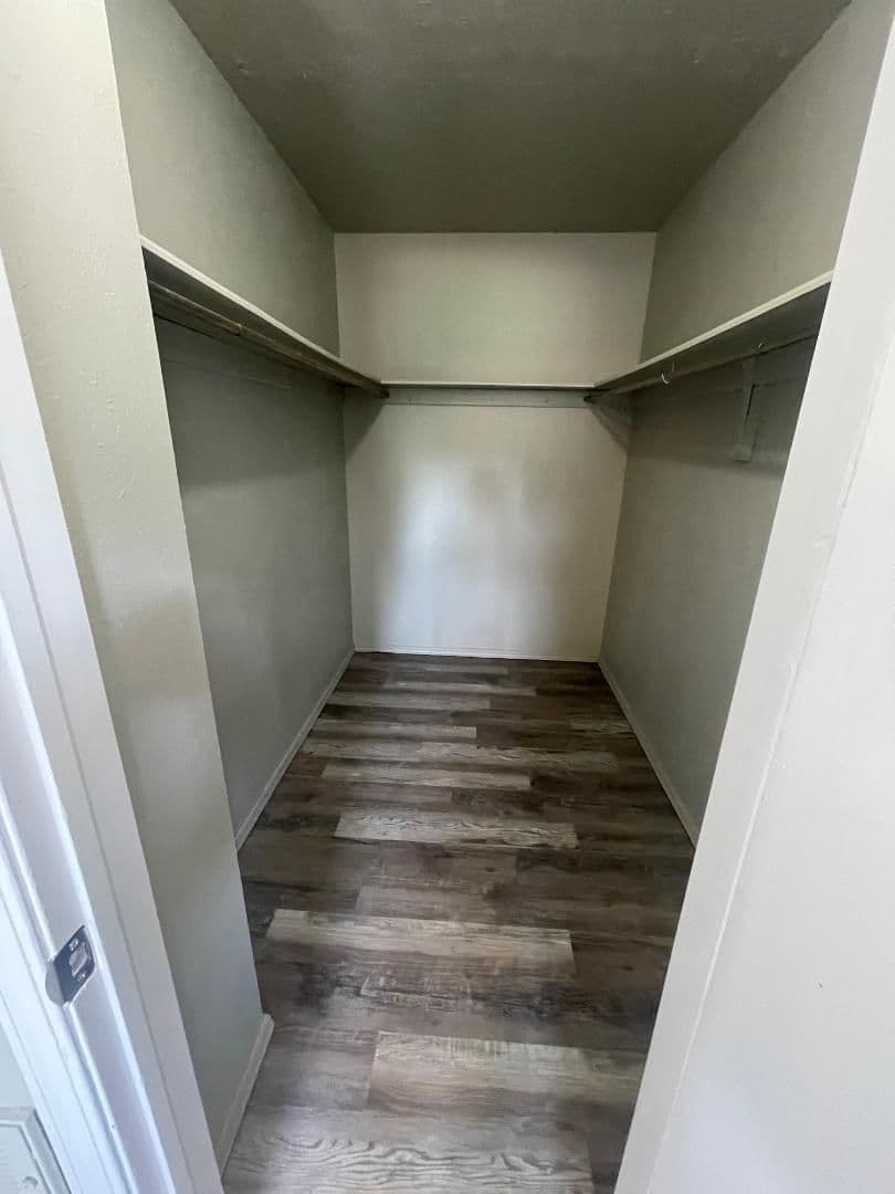 Norman House: 911 Deonne Circle