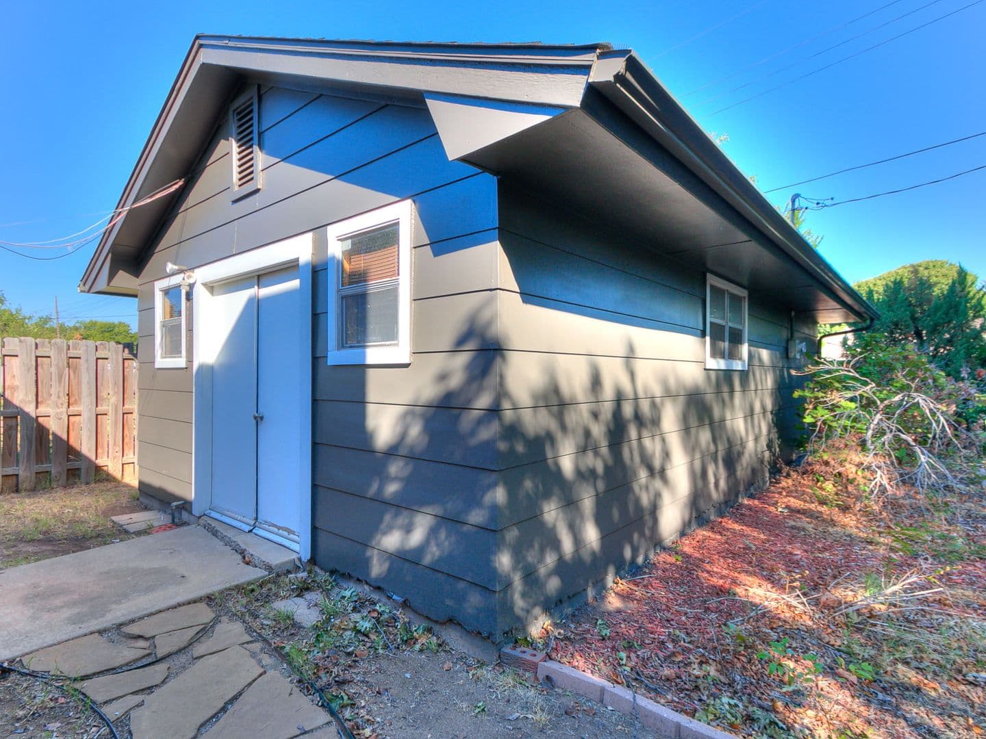 Oklahoma City House: 1107 SW 42nd Street
