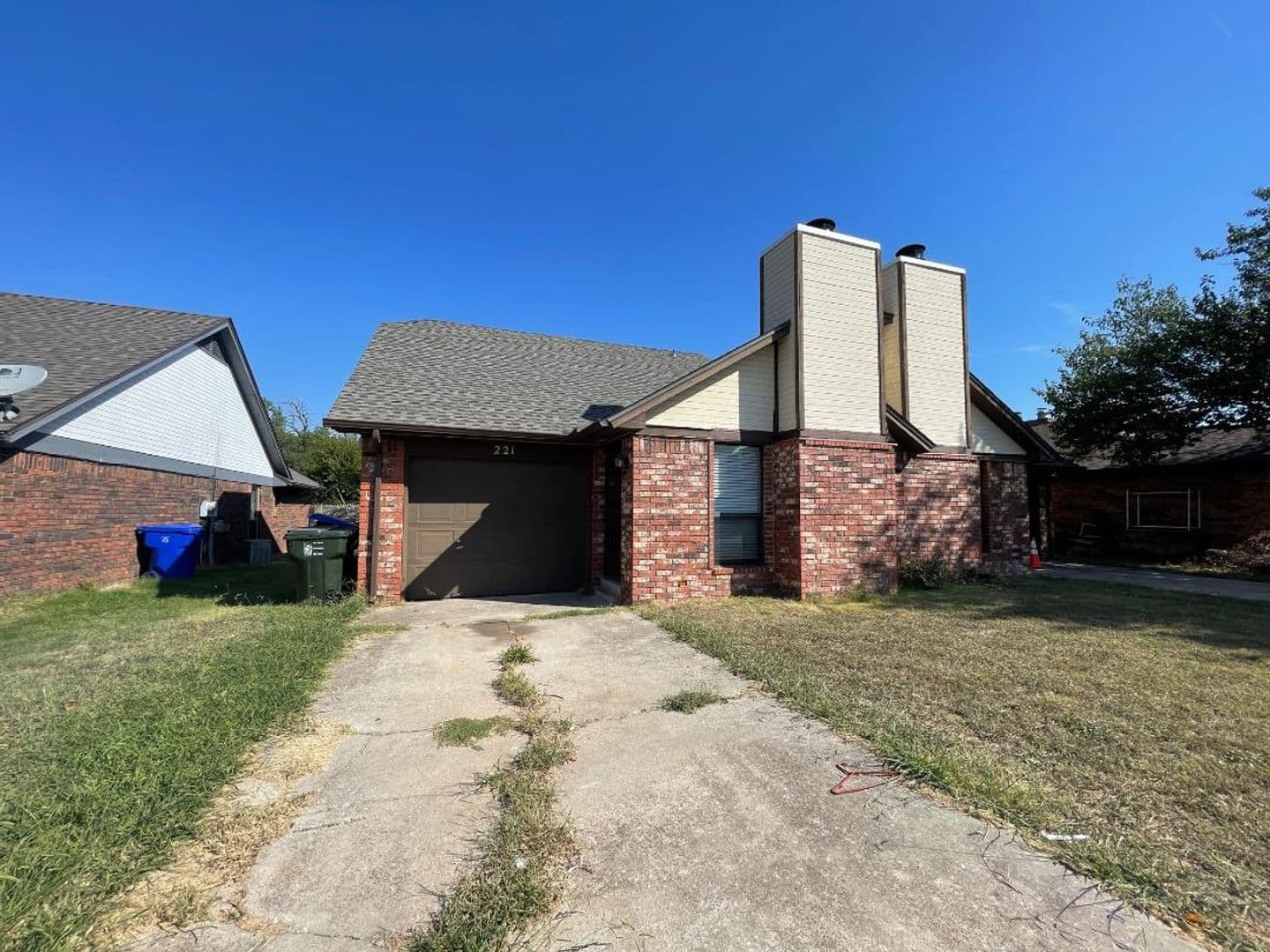 Norman House: 221 Skylark Ct.