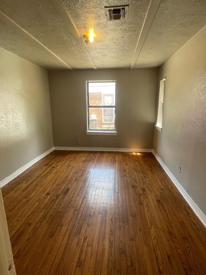 Norman House: 1012 Arkansas St.