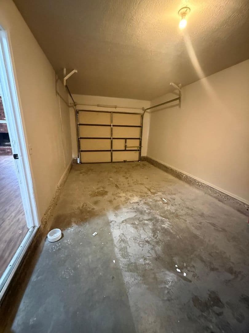 Norman House: 221 Skylark Ct.