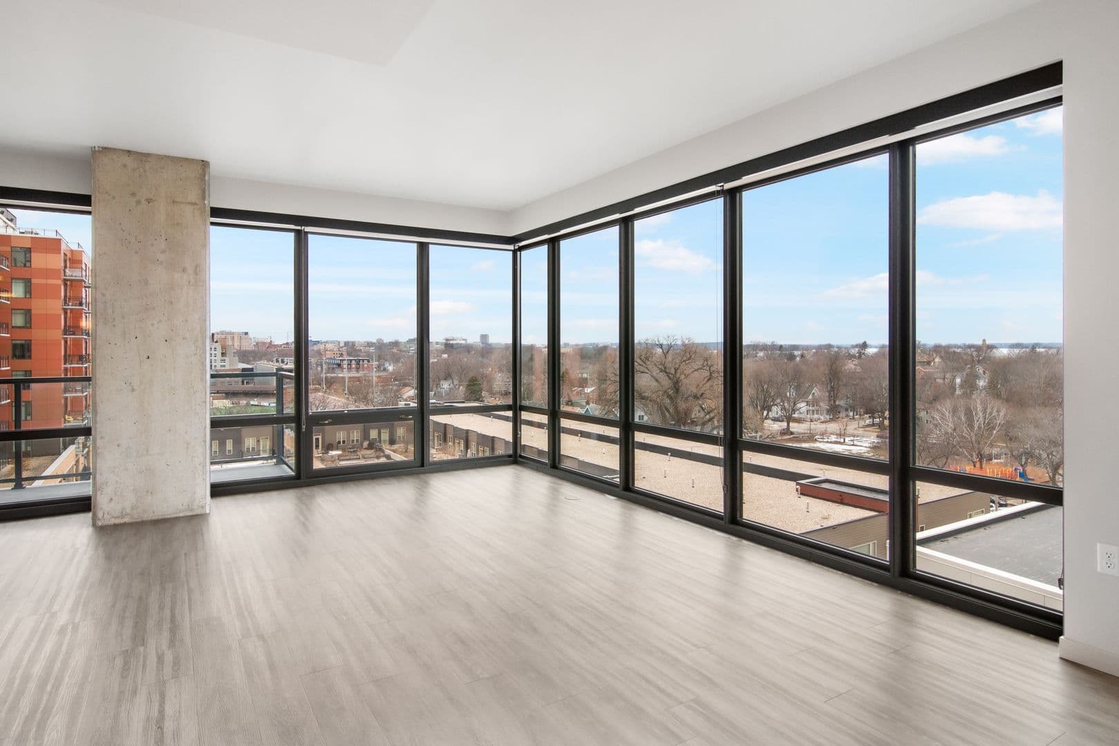 Madison Apartment: 1050 E. Washington Ave.