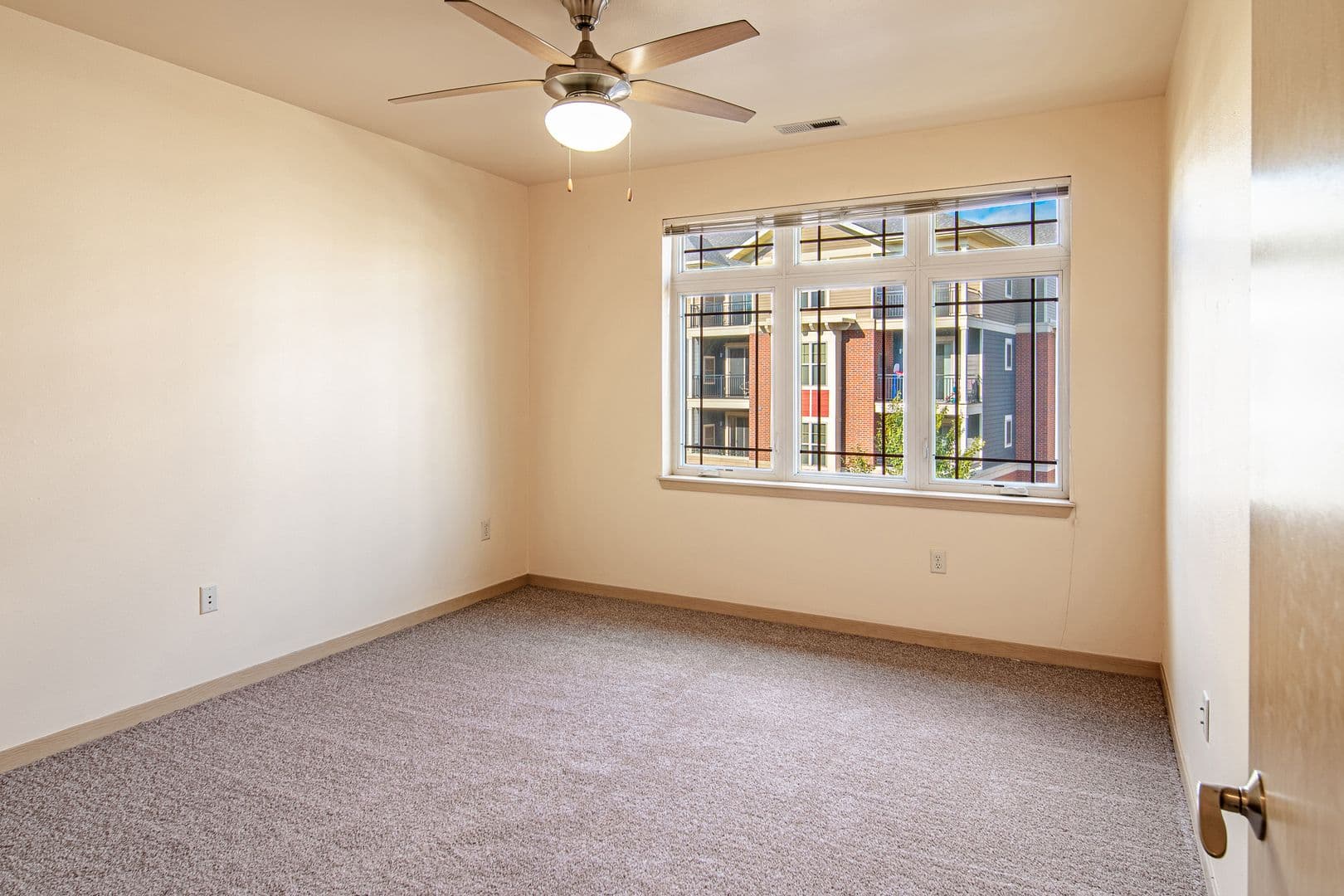Madison Apartment: 8119 Mayo Dr.