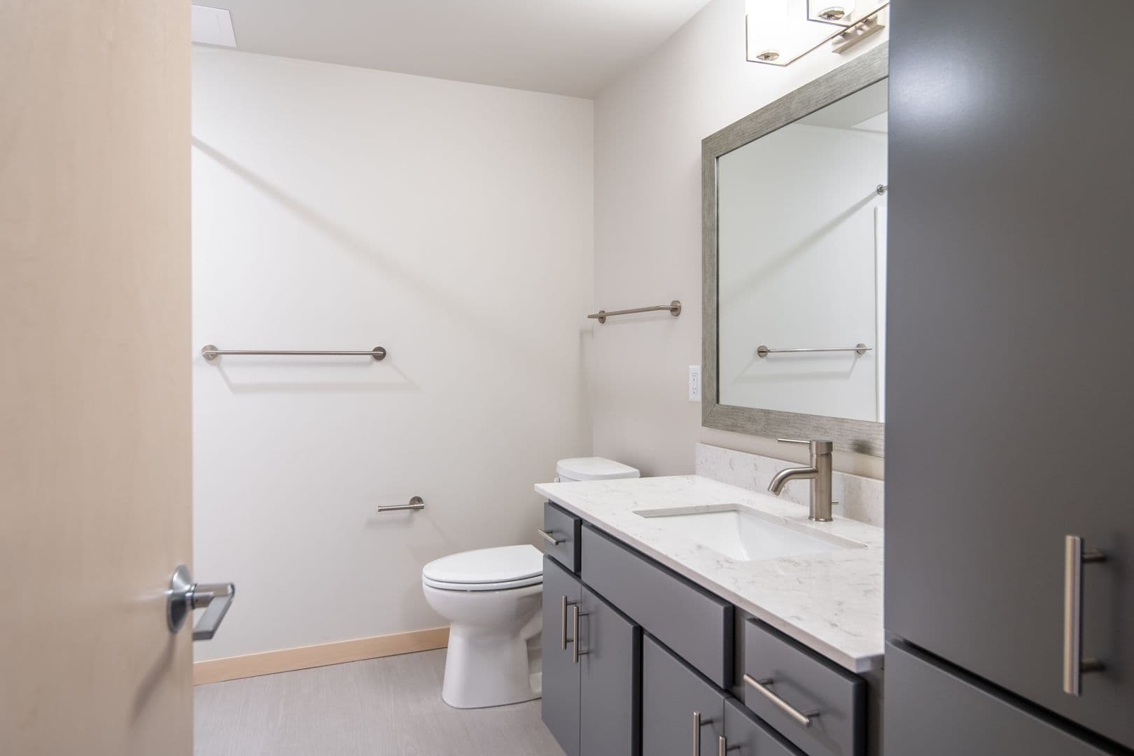 Madison Apartment: 216 S. Pinckney St.