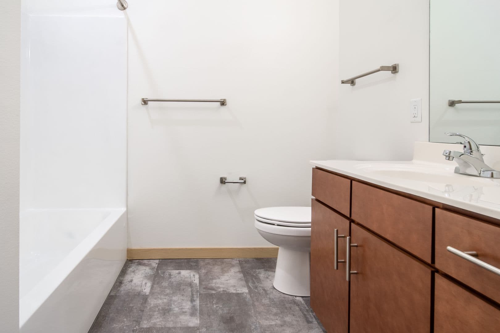 Madison Apartment: 1003 E. Mifflin St.