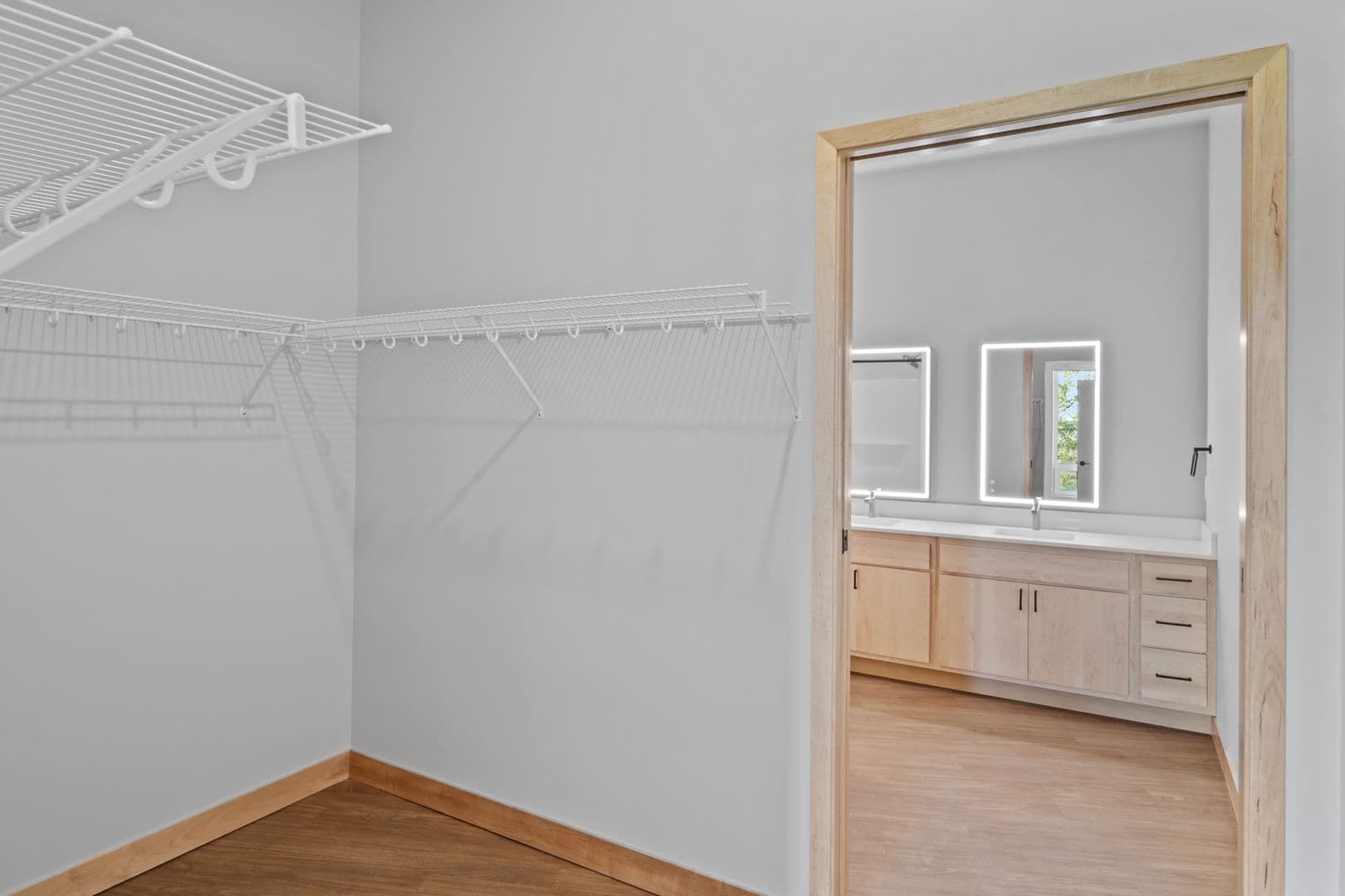 Madison Apartment: 215 N. Fair Oaks Ave.