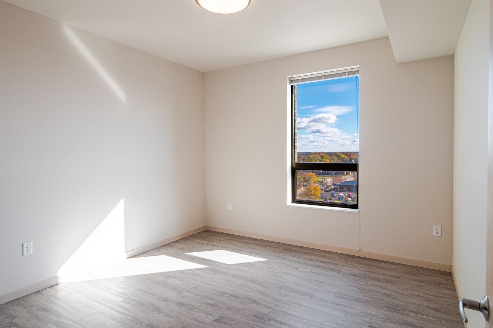 Madison Apartment: 1050 E. Washington Ave.