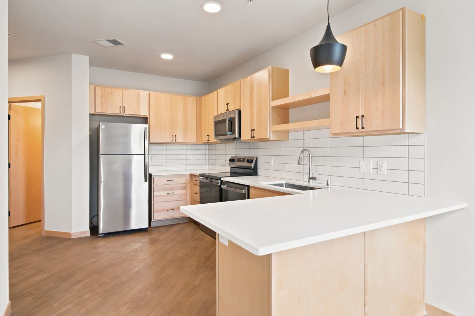 Madison Apartment: 6624 Old Sauk Rd.