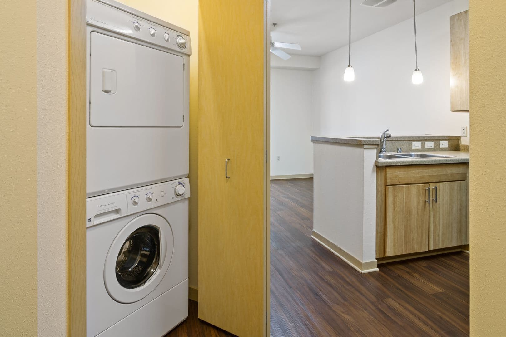 Madison Apartment: 614 E Johnson St.