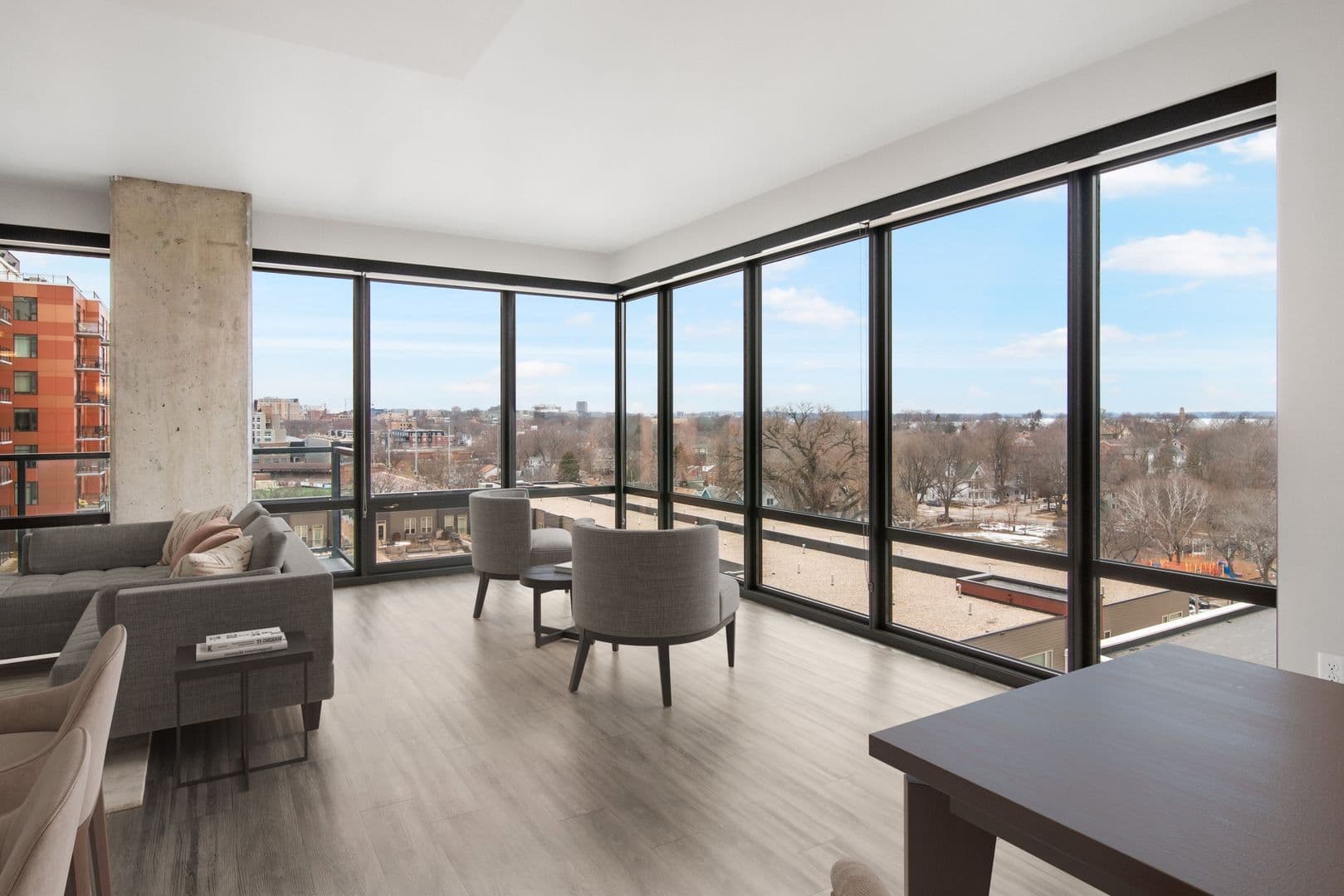 Madison Apartment: 1050 E. Washington Ave.
