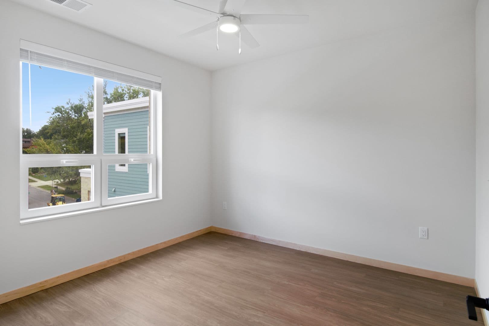 Madison Apartment: 6624 Old Sauk Rd.